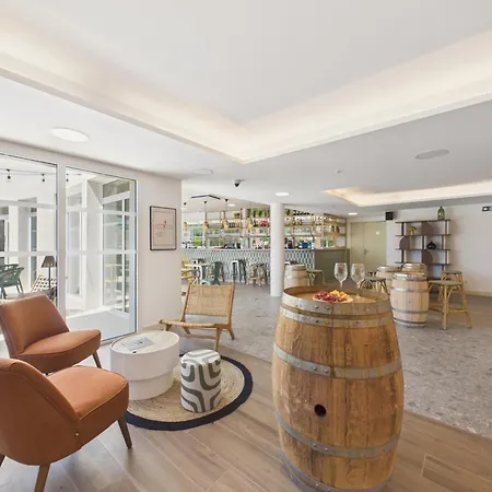 Waimea - Pour 3 - Piscine Commune Apartment *
